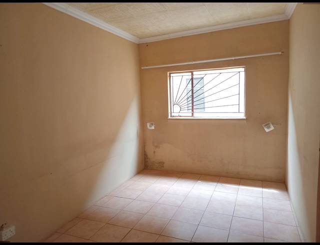 3 BEDROOM HOUSE FOR SALE IN EVATON WEST